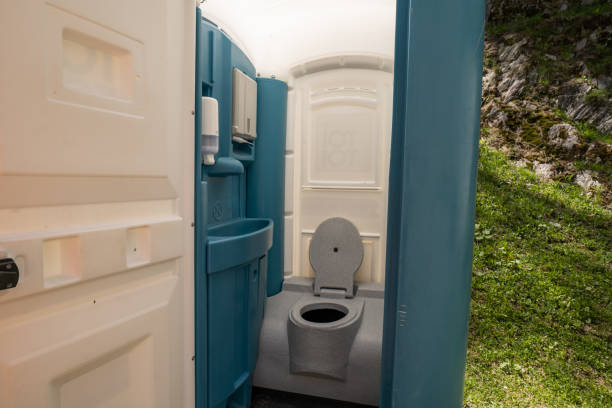 Portable Toilet Options We Offer in Lolo, MT